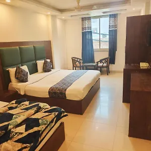 hotel-aerotech-near-igi-airport.top-gurgaonhotels.com/