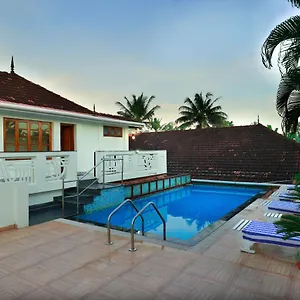 Triveny River Palace Resort